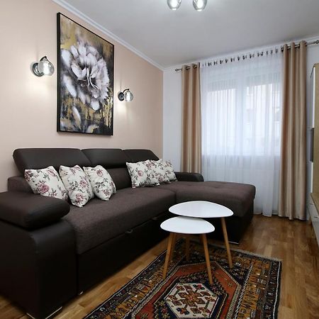 Apartmán White Stone Sibiu Exteriér fotografie